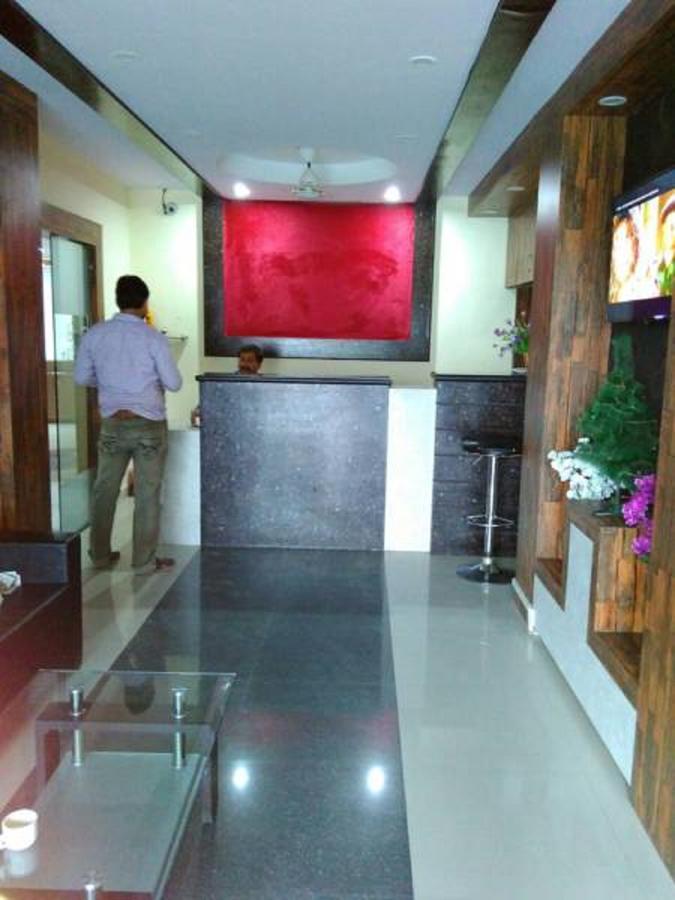 Datia Hotel Blue Star מראה חיצוני תמונה